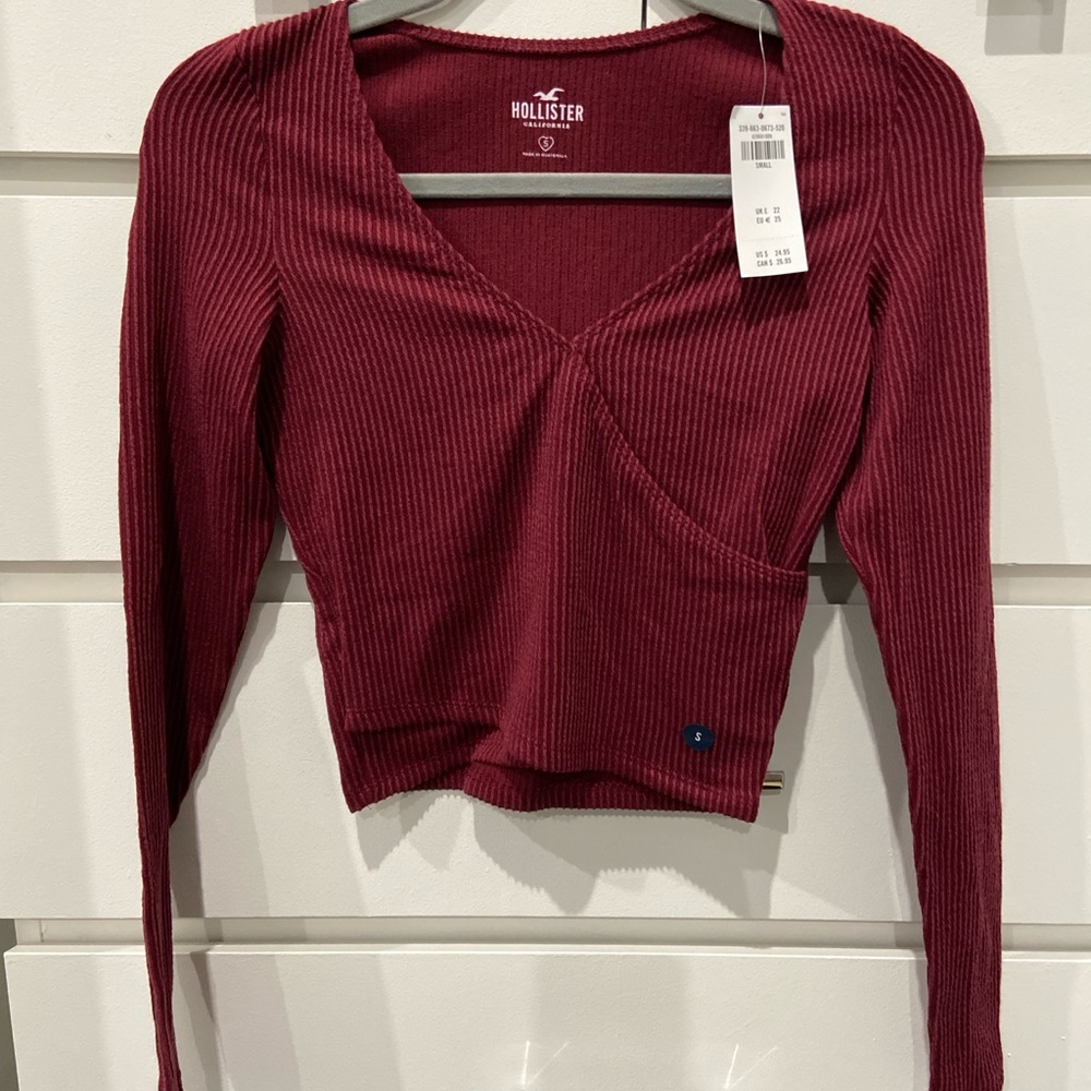 Hollister ribbed burgundy